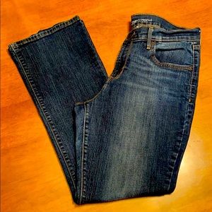 Curvy Bootcut Jeans